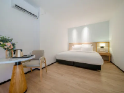 Yongheng Langyue Collection Hotel (Nanning Railway Station Chaoyang Square Subway Station) Hotel di Nanning