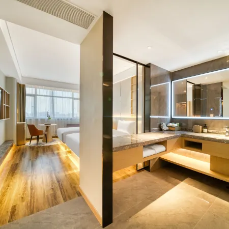 Haining Huihe Hotel (Hongqi Avenue Jinda Building)