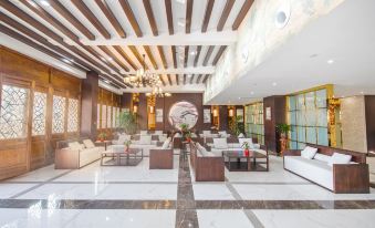 Taihu Lake Traditional Water Town Inn