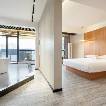 Xian Hotel (Hezhou Municipal Plaza Store)