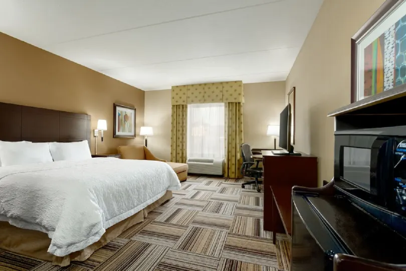 Hampton Inn & Suites Laurel