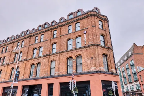 Premier Inn Dublin City Centre (Temple Bar) - 3つ星