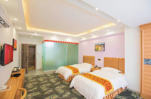 Longli Yuelong Kangji Resort Hotel