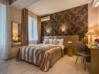 Iliani Hotel Hotels near Heroes Square