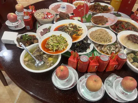 Jiange Golden Homeland Kangyang Homestay Отели рядом с достопримечательностью «Cuiyunlang»