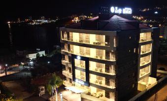 Zett Hotel