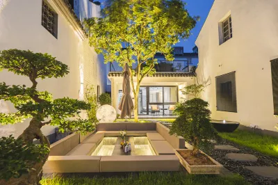 Donghu 215 Homestay 가나자와 교량 마을 주변 호텔