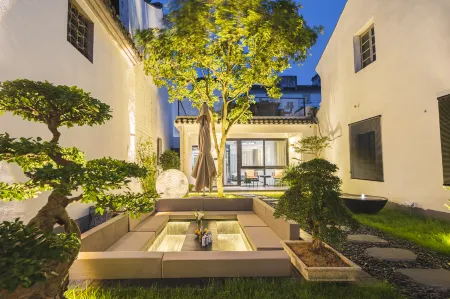 Donghu 215 Homestay Отели рядом с достопримечательностью «China Ordnance Expo»