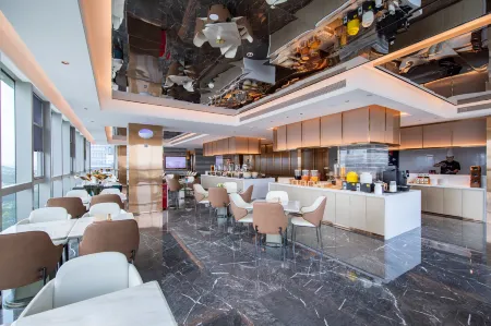 Atour Hotel Guangzhou Huangpu Baoying Avenue Metro Station Отели рядом с достопримечательностью «Longtoushan Forest Park»