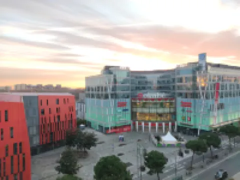 Your hidden charm by Paris 萊克朗蘭比塞特爾酒店