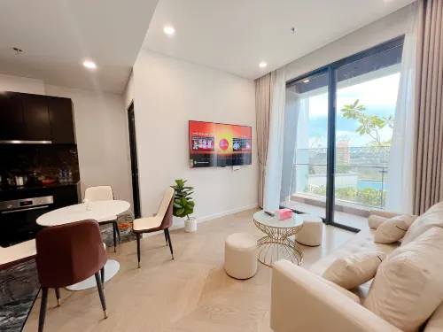 THE LUMIERE RIVERSIDE LUXURY SUITE