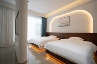 Qiangu Road · Secret Land | Moment · View · Design Boutique Stay (Tekes Bagua City) - 수영장