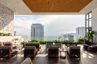 S Lux Apartment Virgo Nha Trang - Hot Springs
