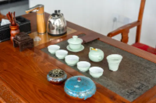 Yuelong Mountain Shangguan · Longyue Holiday Villa