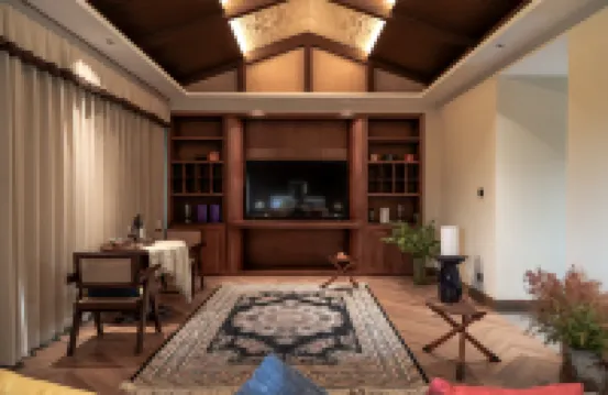 麥阿聰藏式葡萄酒主題酒店（香格里拉獨克宗古城店）