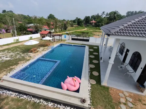 Grand Aeden Villa