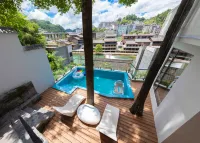 Yuexia Vacation Courtyard (Phoenix Ancient City Branch) - Rooftop Pools