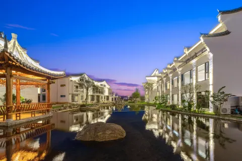 jing county comb fragrant garden resort hotel