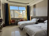 Zongsari Hotel - parcheggio