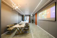 Tihua Starry Sky Top Cinema Homestay (Golden Green European City Branch) - Kitchens