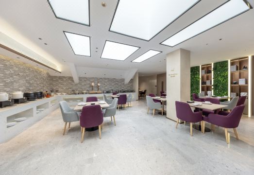 LAVADE  Hotel (Changji South Youth Road) Hotel Overview