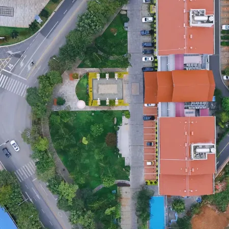Yuexinyuan Hot Spring Resort Hotel