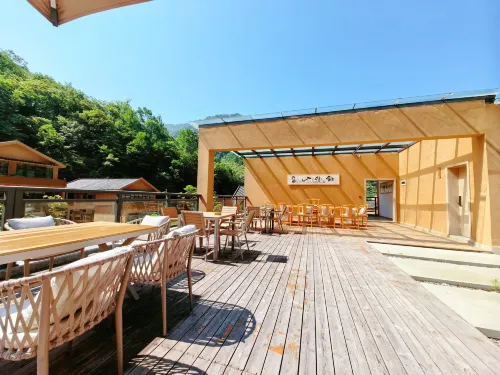 Chengkou County Moye Yayan Hotels in Chengkou