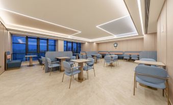 Home Inn (Urumqi Zijingcheng Branch)