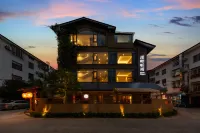 渓畔聴雨丨一方茶境SereniTea・禅意庭院ヴィラ(武夷山リゾート区) 大紅袍景区周辺のホテル