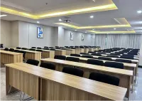 Changji Hongyuan Hotel
