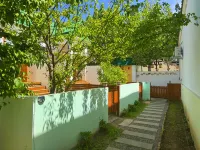 Estudiantes Tecos's Inn - Nouto- ja jättöpalvelut