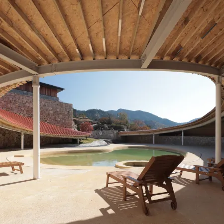 Mengjian Yanyu wellness Retreat