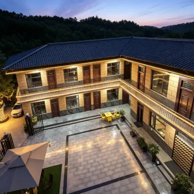 Maijishan Agritainment Hotels near Maijishan Cave-Temple Complex