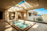 Wutong Jiuli · Art Courtyard-Style Hotel (Wanning Shimei Bay)