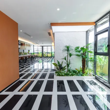 Junlian Huichuan Yu Hotel