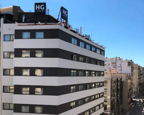 HG City Suites Barcelona Hotels near إف جي سي - بلاسا مولينا
