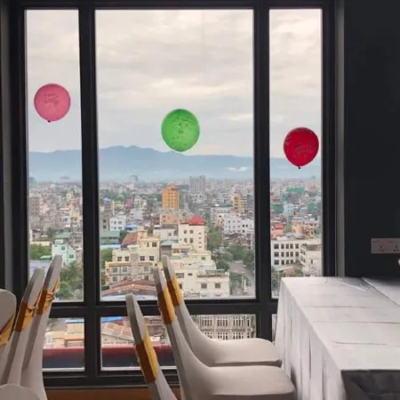 Gold Leaf Hotel