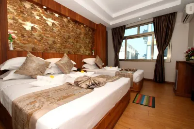Gemsy Hotel Hotel di Yangon