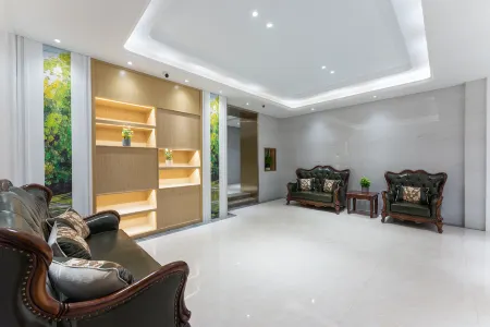 Vienna 3 Best Hotel (Tongxu Xingfu Road) Отели в г. Тунсюй