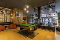 Beijing New World Centre Tongpai Hotel