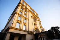 Nine Tree Luxury Hotel & Suites Lahore Hotels near Lahore Museum