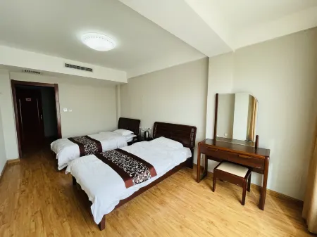 Huangdi Cultural Tourism Resort Отели в г. Цинтунся