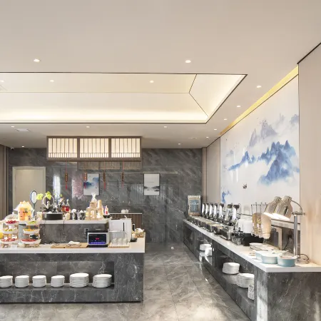 Moshang Qingju Hotel (Xinyang Huaibin West Asia Meiyue Plaza County Government Store)