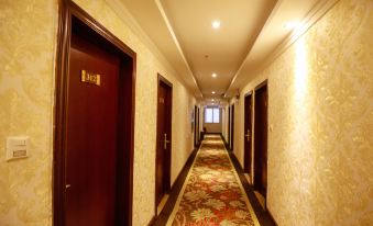 Yihuang Business Hotel