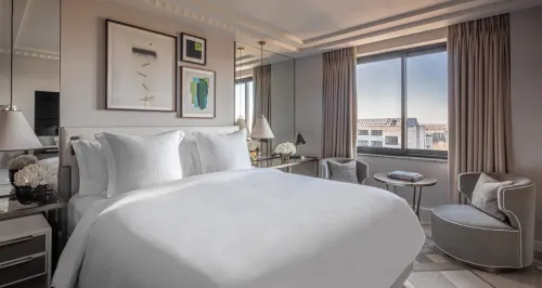 Four Seasons Hotel London at Park Lane Hotel di London