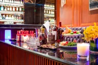 Yun Sky Garden Hotel (Jingmen Wanda Plaza Branch)