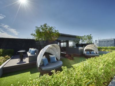 THE GATE HOTEL RYOGOKU by HULIC