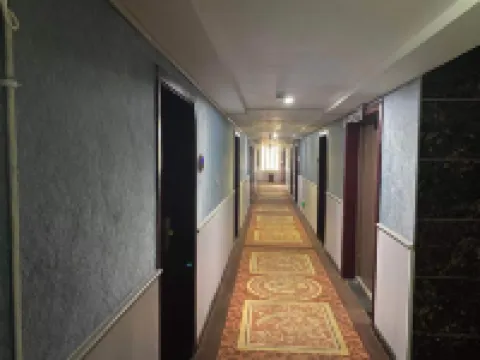 Hezhang Longlin Hotel