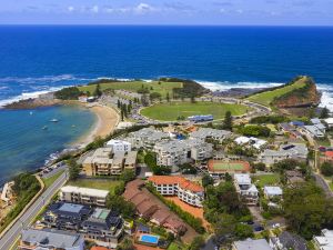 Terrigal Sails Serviced Apartments