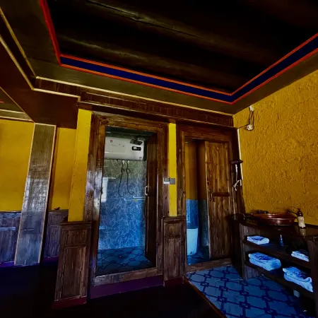 Xinduqiao Town Cangrelin Homestay (Xinduqiao Town)